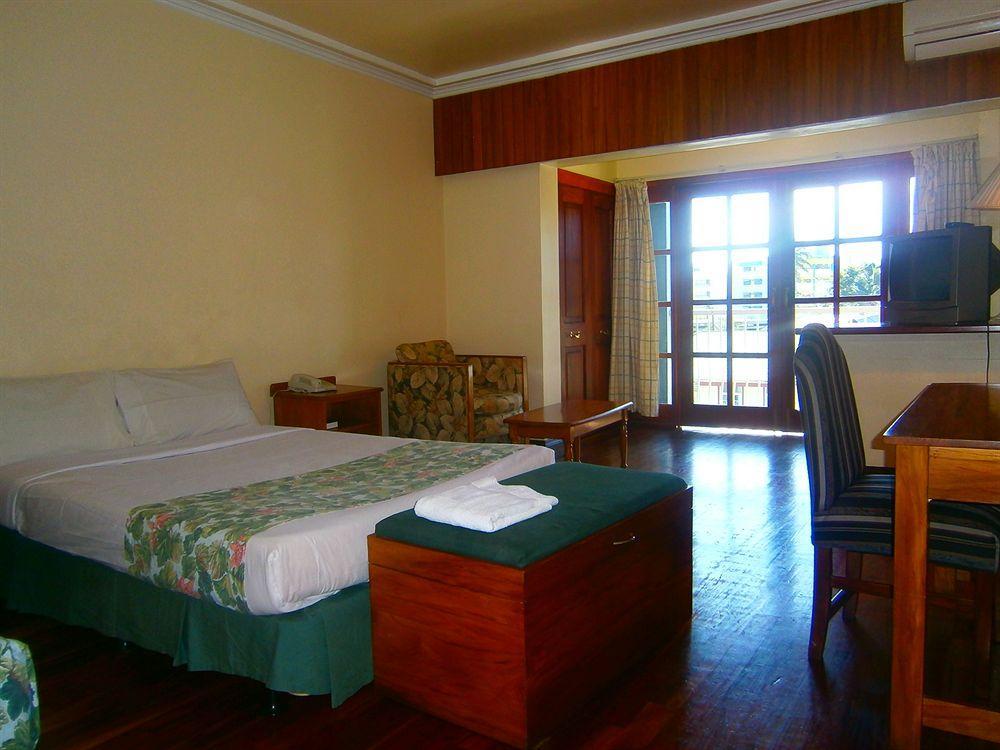 Southern Cross Hotel Suva Exterior foto